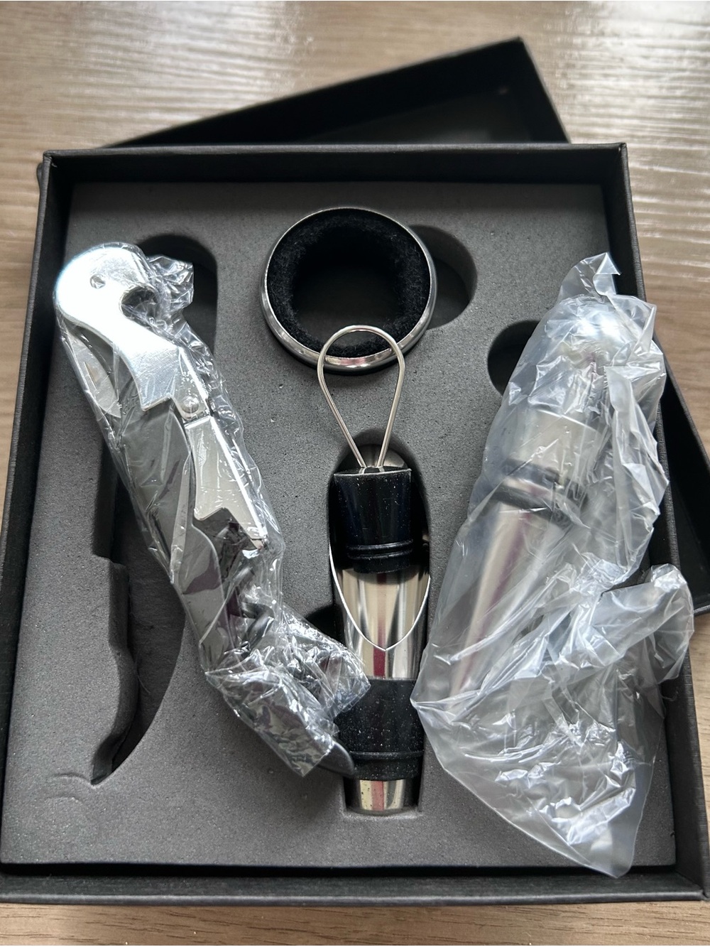 Stainless Steel Wine Accessory Set Corkscrew Set 4 pieces